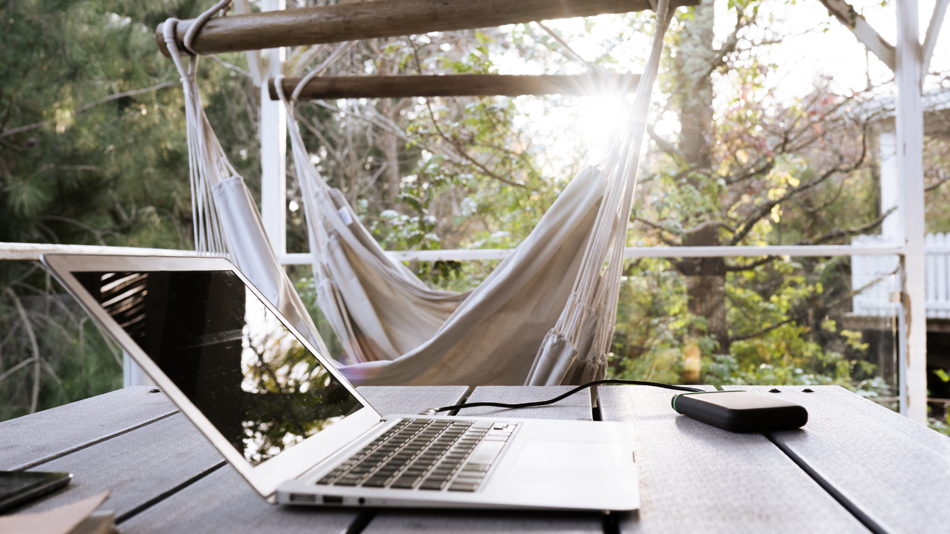 Untitled design - 2024-12-27T214535.932 Virtual Mailbox Service – Digital Nomads